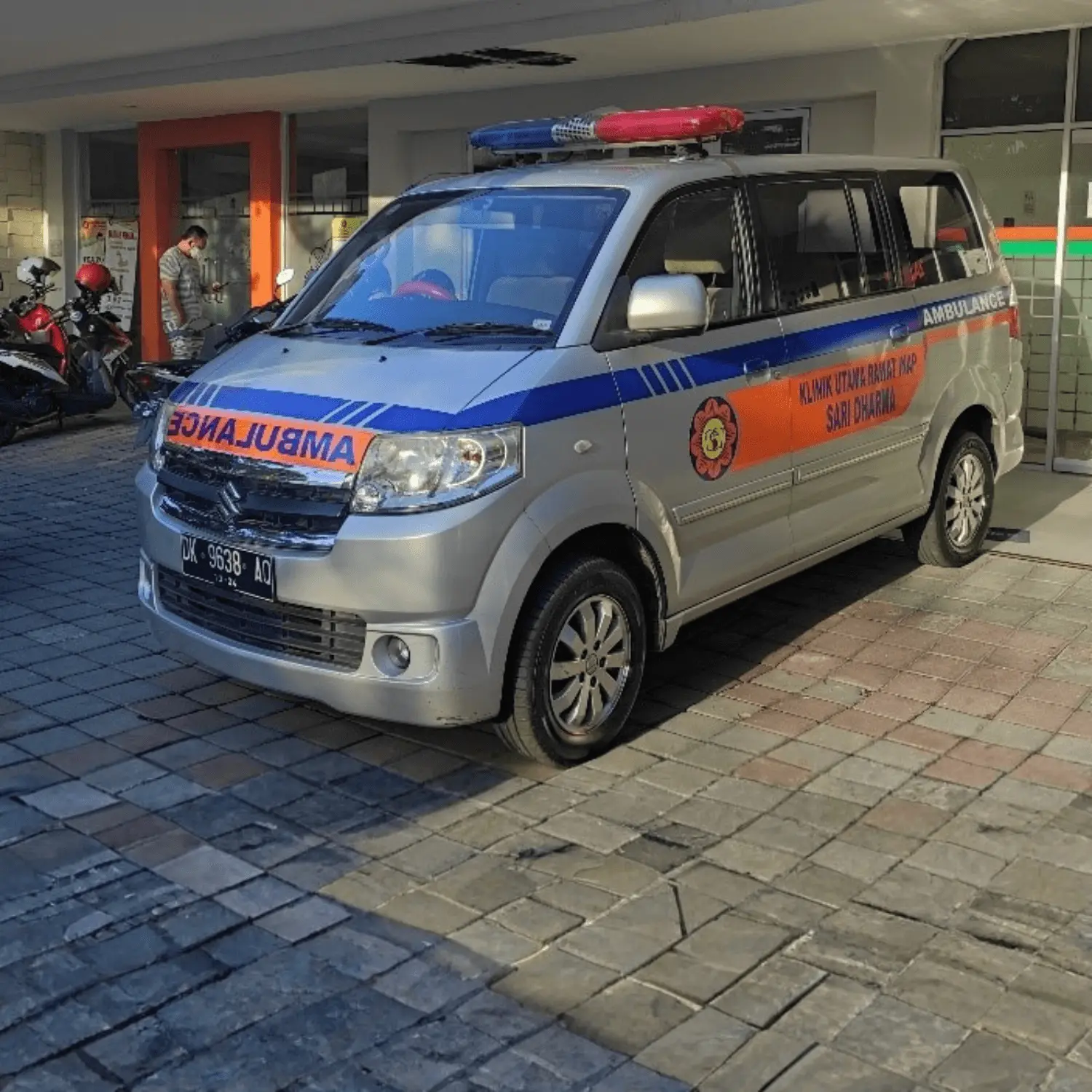 ambulance car picture